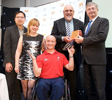 Mast wins Outstanding Achievement Award at Medilink