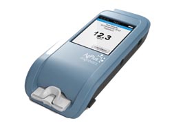 Diagnostics at your side: laboratory-equivalent analyses from a single sample