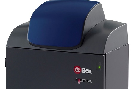Fast detection of low-abundance proteins using far-red HI-LED lighting