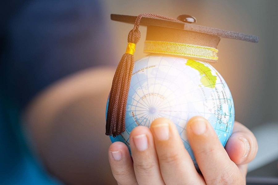 Website resource centre extends support for academia