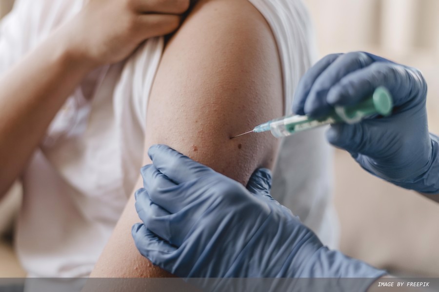 New research suggests menstrual cycle may influence vaccine side effects